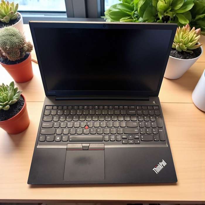 Lenovo E15 i5 10th gen 8gb ram 256gb ssd