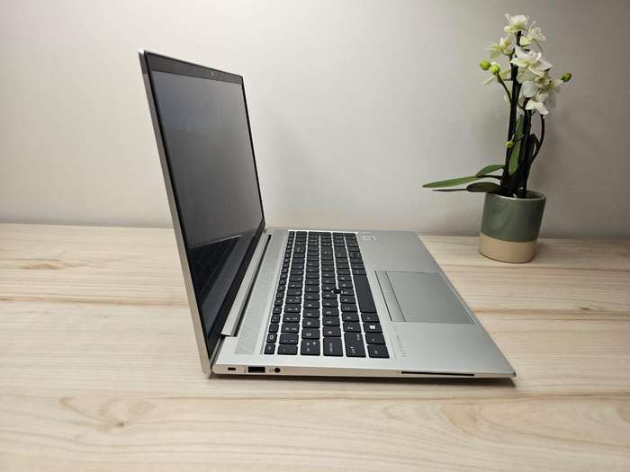 Hp Elitebook 850 G7 i7 10th gen 16gb ram 512gb ssd