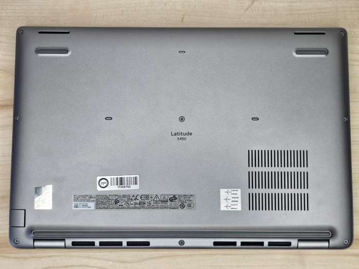 Dell Latitude 5450 14-inch FHD Laptop - Intel Core Ultra 7 155U 512gb ssd 32GB RAM 4G Win 11 Pro