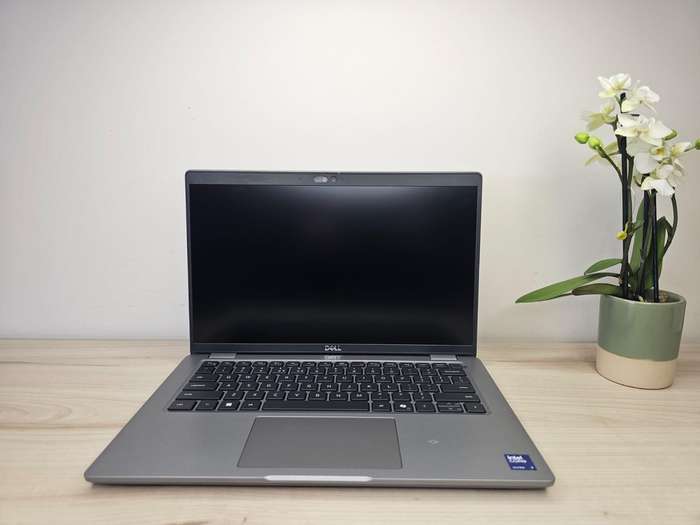 Dell Latitude 5450 14-inch FHD Laptop - Intel Core Ultra 7 155U 512gb ssd 32GB RAM 4G Win 11 Pro