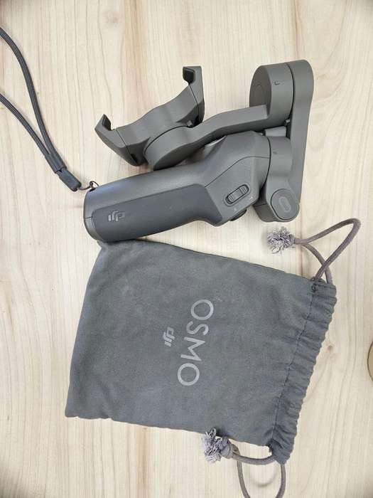 DJI  osmo Mobile 3 Handheld Smartphone Gimbal