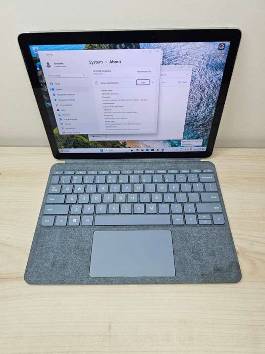 Microsoft Surface Go 2 (1927) 128GB, Intel Core m3 8th Gen Wi-Fi + 4G