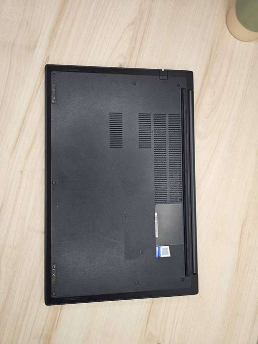 Lenovo E15 i5 10th gen 8gb ram 512gb ssd