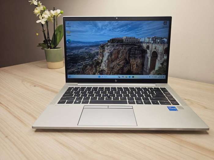 Hp 840 G8 Core I5 11TH Gen 16GB Ram 256GB Ssd Lte Fhd Display Intel  Iris Xe Graphics