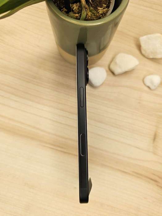 iPhone 16 128GB black new