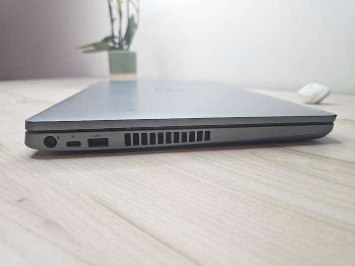 Dell Latitude 5510, 10th Gen i5 8gb ram 256gb ssd