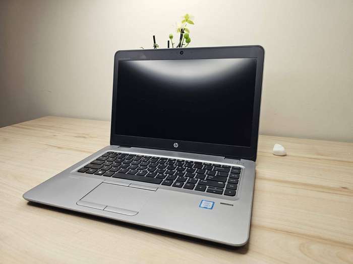 Hp EliteBook 840 G3 core i5 6th gen  8gb ram 120gb ssd lte 500gb hdd
