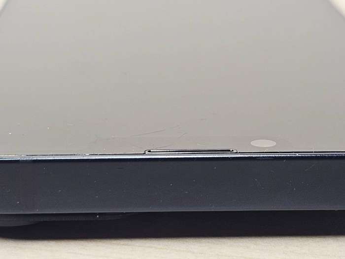 Apple iPhone 14 128GB 98% Battery Health