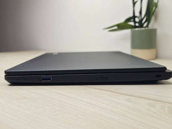 Acer TravelMate P214-53, 11th Gen i7-1165G7@2.8GHz, 16GB RAM, 512GB NVMe SSD, 14` FHD Display, LTE
