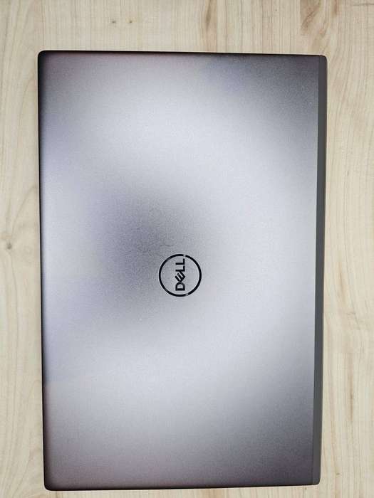 Dell Vostro 5501  Core i5-1035G1  15.6 FHD 8GB RAM  256GB SSD