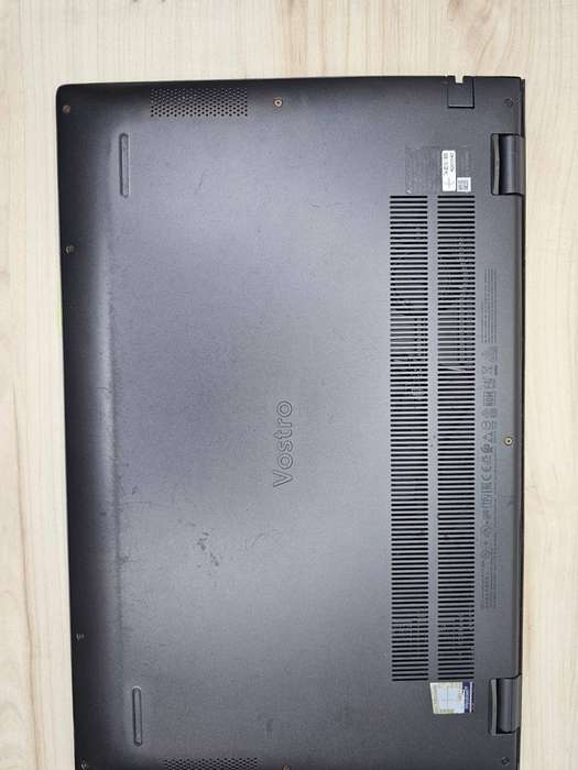 Dell Vostro 5501  Core i5-1035G1  15.6 FHD 8GB RAM  256GB SSD