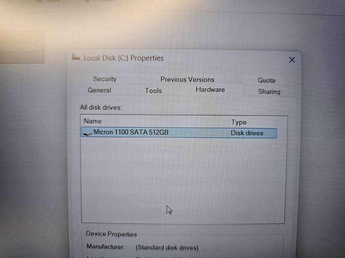 Dell Latitude 5590,8th Gen Intel i7-8650U@1.9GHz, 16gb ram 512gb  ssd  15.6` fhd  Display, LTE Mint
