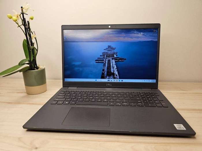 Dell Latitude 3510 10th Gen i5-10210U 8gb  ram  256gb  nvme ssd 15.6` fhd Display