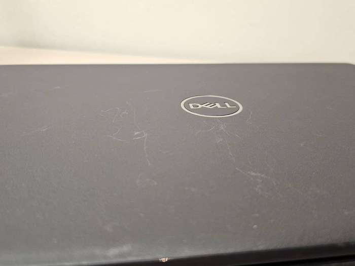 Dell Latitude 3510 10th Gen i5-10210U 8gb  ram  256gb  nvme ssd 15.6` fhd Display