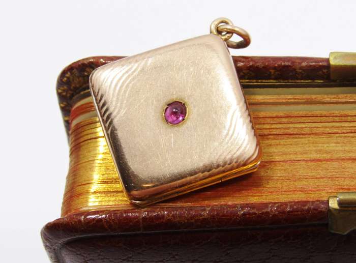 Antique/Vintage 9CT Rose Gold & Ruby Locket Pendant