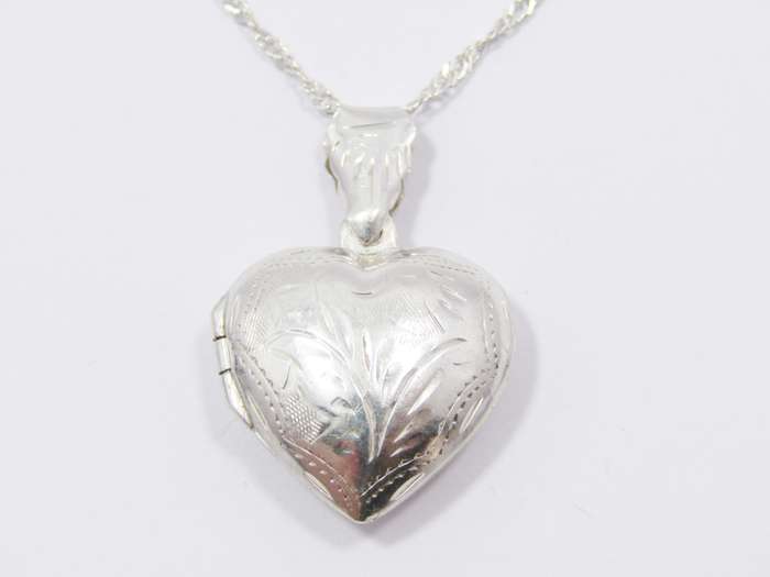 Lovely Vintage Style Engraved Locket Locket On Chain in Sterling Silver