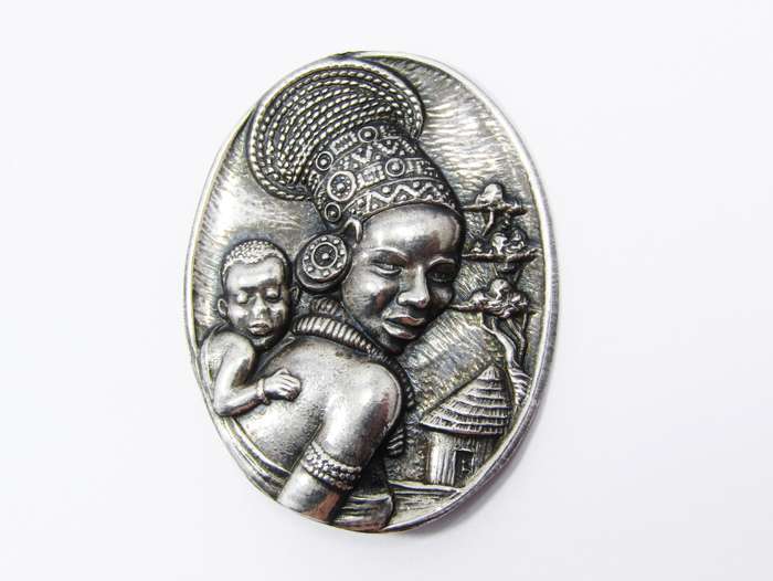 Vintage Candida Sterling Silver African Themed Brooch