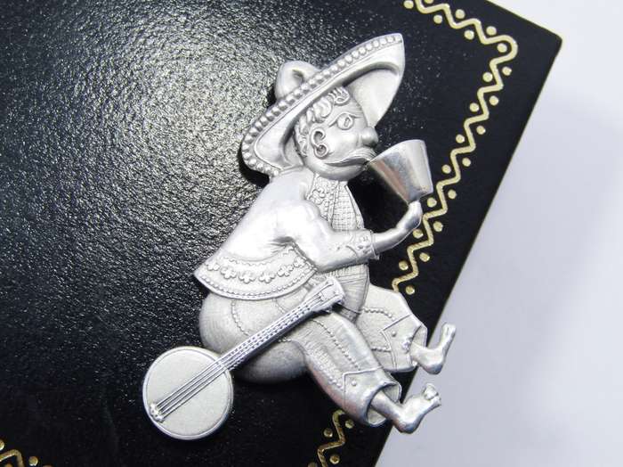 A Gorgeous Candida  Mexican Mariachi Band Brooch in Sterling Silver