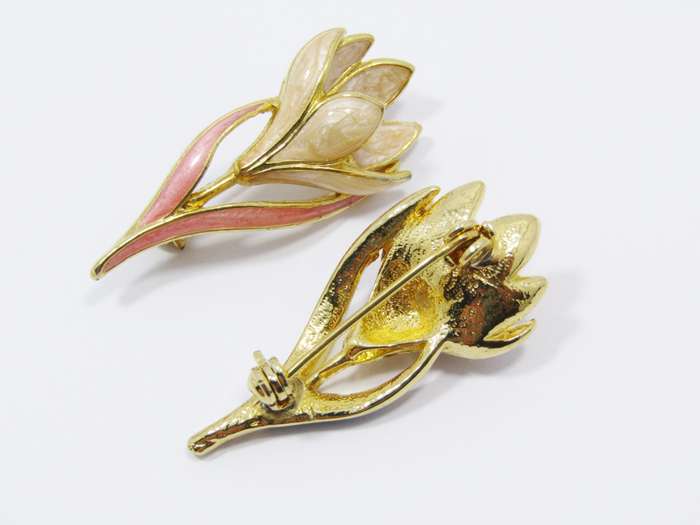 Lovely Pair of Enameled Flower Costume Jewellery Brooches