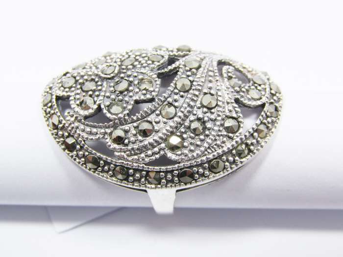 A Lovely Chunky Marcasite Ring in Sterling Silver.