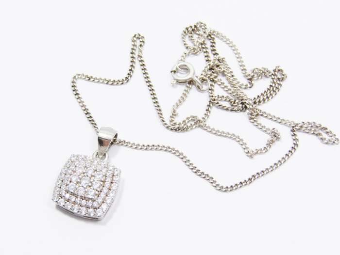 A Very Pretty Square Zirconia Pendant on Chain in Sterling Silver