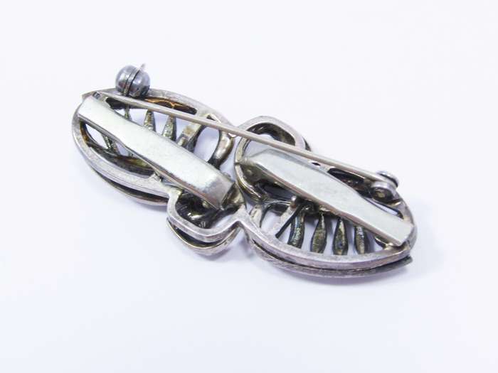 A Lovely Pair of Collar Clips or Convert into a  Vintage Brooch in Sterling Silver