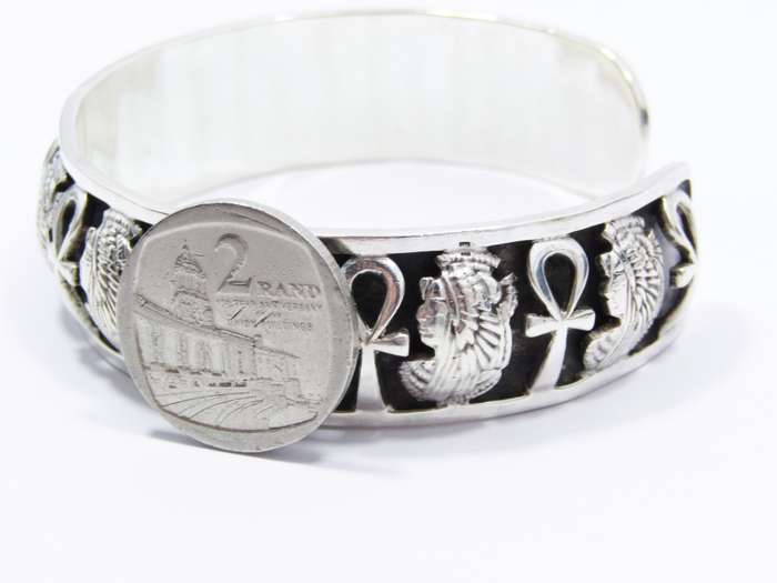 Stunning Vintage Solid Silver Egyptian Bangle