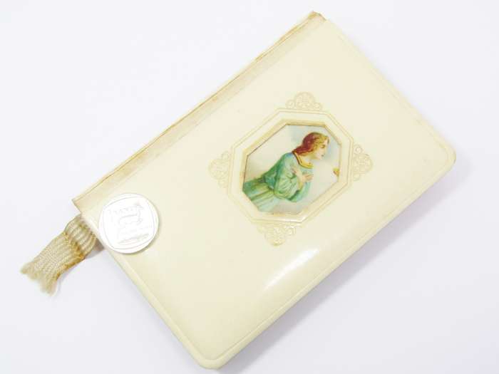 Beautiful! Vintage (c1948) Catholic Mass Book for Children