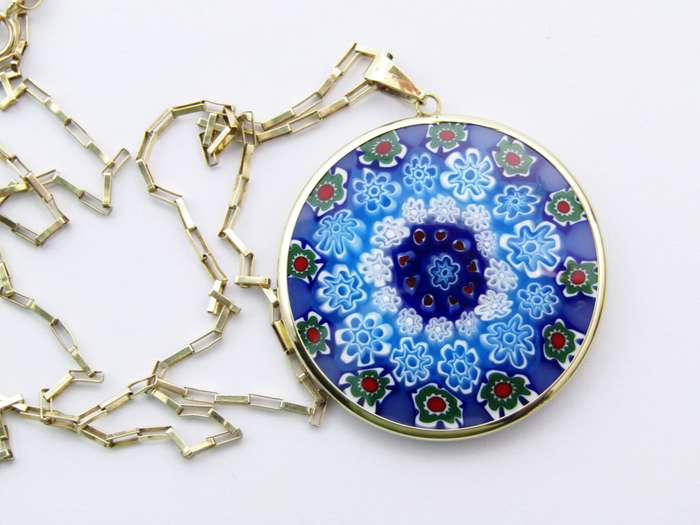 Stunning! Italian 14K Gold Murano Glass Pendant on Chain