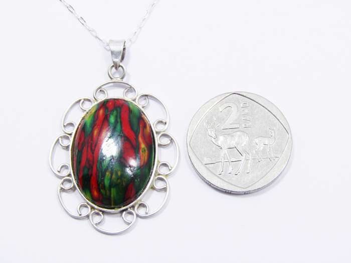 A Lovely Detailed Acrylic Pendant on Chain in Sterling Silv