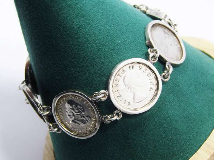 A Stunning Tickey Bracelet in Sterling Silver.