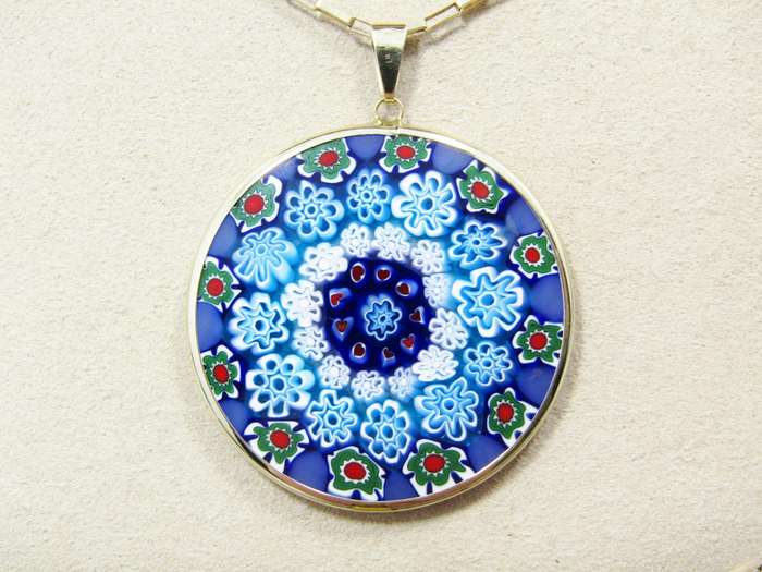 Stunning! Italian 14K Gold Murano Glass Pendant on Chain
