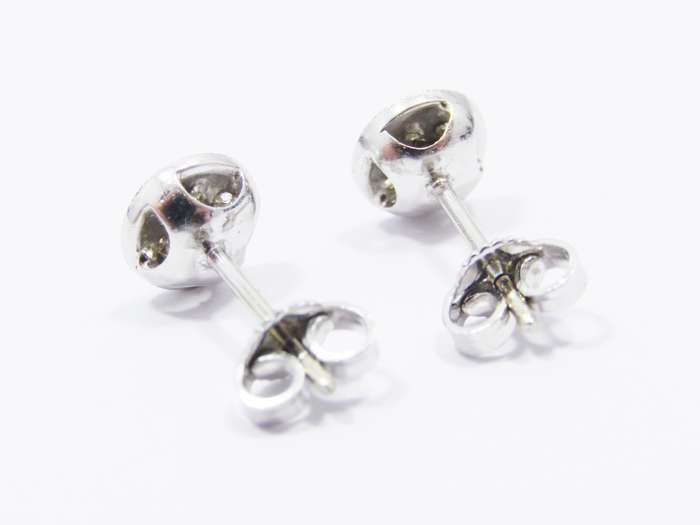 Classic! 9CT White Gold & Diamond Earrings