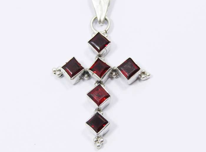 A Beautiful Garnet Cross On Chain in Sterling Silver.