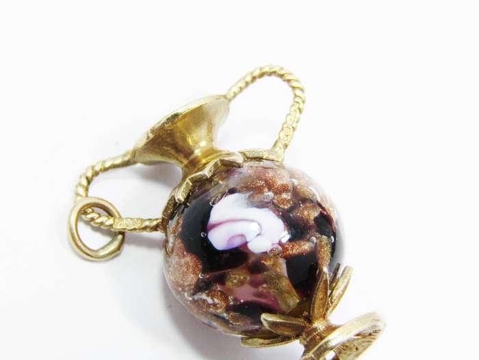 Vintage 9CT Gold Hallmarked & Murano Glass Pendant