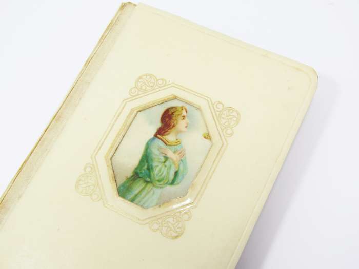 Beautiful! Vintage (c1948) Catholic Mass Book for Children