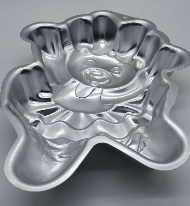 DANCING BEAR CAKE PAN