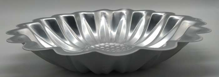 SUNFLOWER TINPLATE BAKING PAN (LARGE)