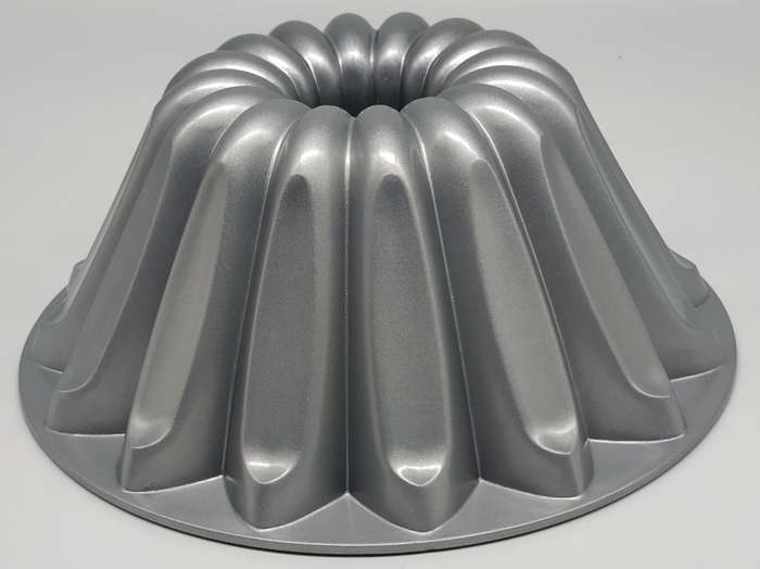 BANANA CAKE BAKING PAN