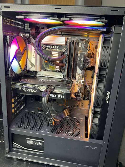 Gaming PC | Intel i5-12400 | 32GB DDR5 | RTX 3050 8GB | 1.5 TB (1TB+ 500) NVMe | Liquid Cooled