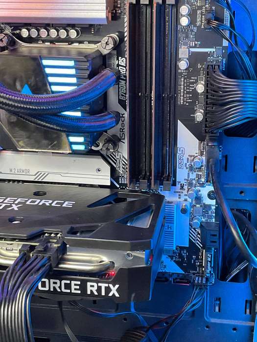 Gaming PC | Intel i5-12400 | 32GB DDR5 | RTX 3050 8GB | 1.5 TB (1TB+ 500) NVMe | Liquid Cooled