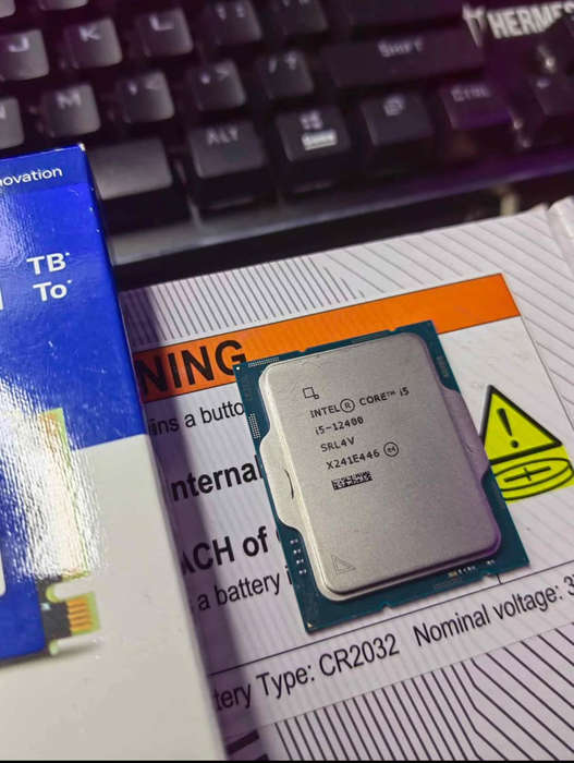 ASRock B760 Pro RS DDR5 + i5 12400 +  1 TB nvme