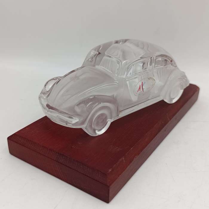 Magic Crystal By Nachtmann Volkswagen Beetle display Model