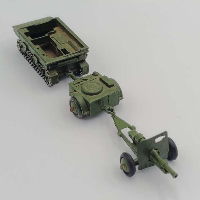 Dinky Toys #162 18-pounder quick firing field unit