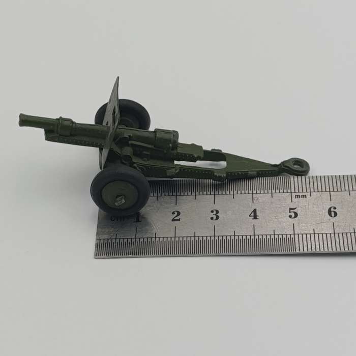 Dinky Toys #162 18-pounder quick firing field unit