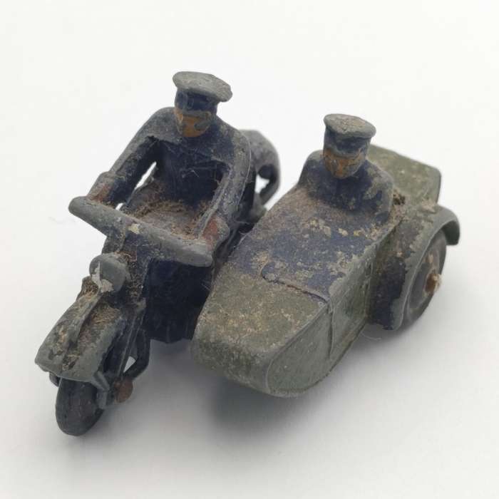 Meccano Dinky Toys 42B Police Motorcycle with sidecar