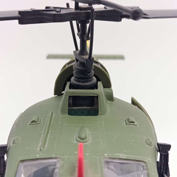 Motorworks Air Power Huey Hog die-cast helicopter - US Marines - scale - 1/32