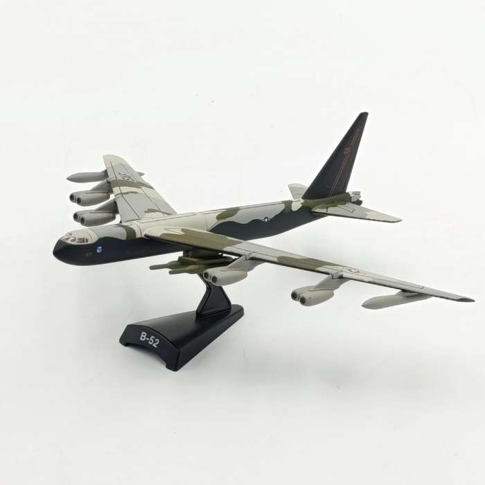 Boeing B-52 US Air Force die-cast model plane - scale - 1/300