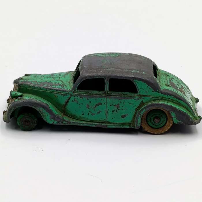 Meccano Dinky Toys #40A Riley toy car - missing tyres