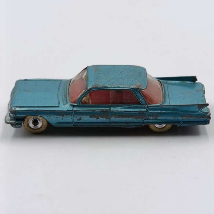 Meccano Dinky Toys #147 Cadillac toy car